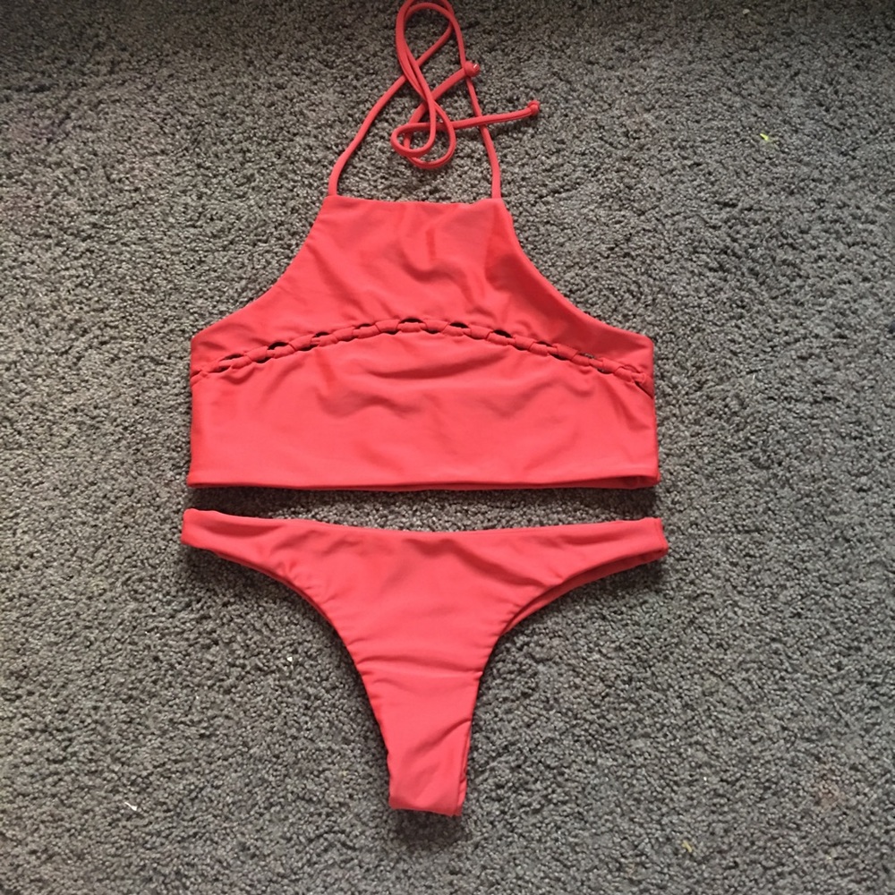 Mikoh red ginger set